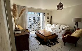 Waterkant 16 Airco, Fast Wifi, Parking